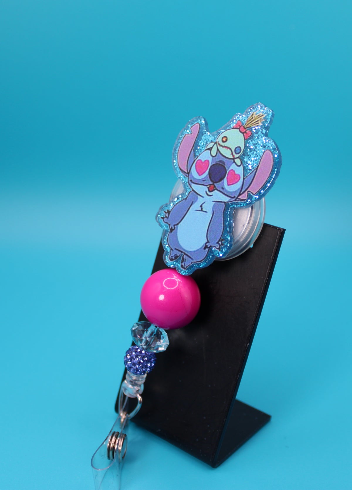 Blue Alien Best Buds Acrylic Badge Reels