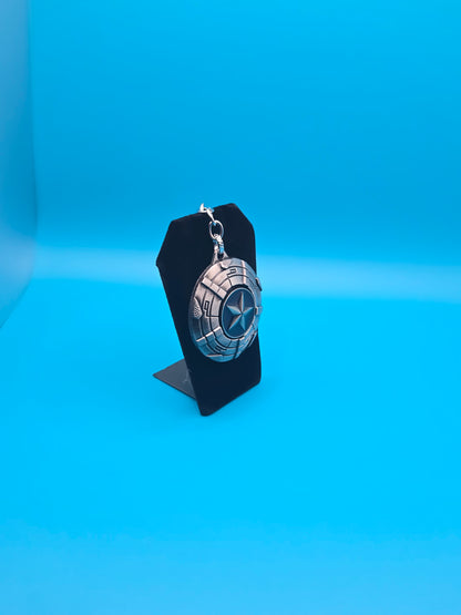 Zinc Alloy Keychain with Rotating Shield